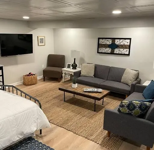 Modern & Chic Xl W Ez Airport Access