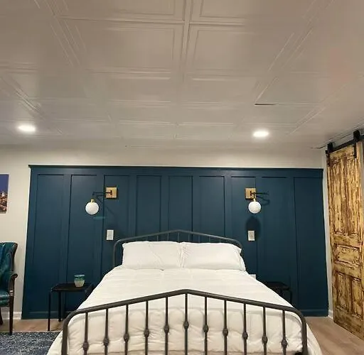 Modern & Chic Xl W Ez Airport Access Pittsburgh